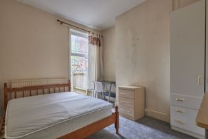 Bedroom- click for photo gallery